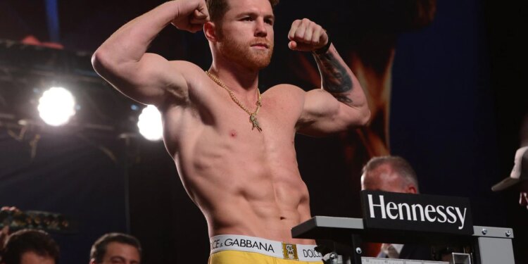 Canelo Álvarez y el cambio físico que deberá implementar para boxear en peso crucero