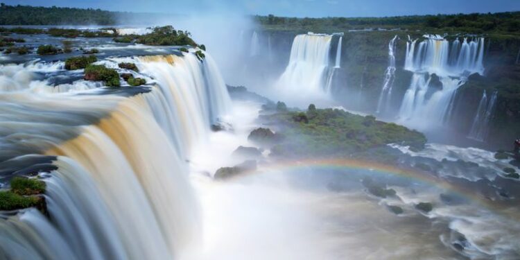 Cataratas del Iguazú. Se sortean 100 estadías para festejar los 10 años como maravilla del mundo