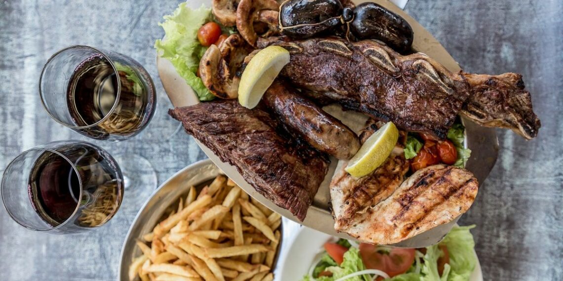 Cinco parrillas en Buenos Aires para comer asado y celebrar el Día de la Tradición