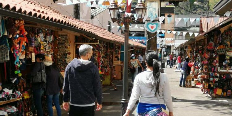 Con cinco días de descanso en feriado de noviembre se busca reactivar la economía, según el Gobierno | Ecuador | Noticias