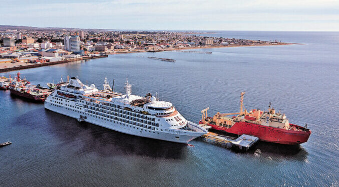 Condiciones de viento pospuso para hoy zarpe de crucero antártico Silver Cloud