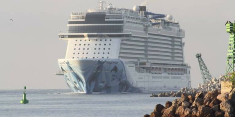 Coparmex aplaude decisión de un crucero nacional operado por la iniciativa privada
