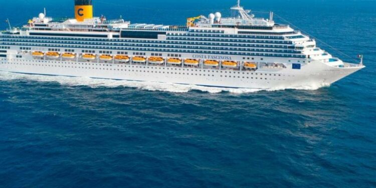 Nave de la compañía italiana Costa Cruceros