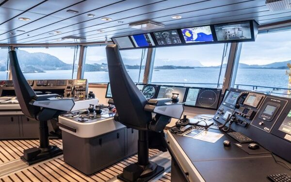 Crucero de expedición polar de Lindblad Expedition recibe solución de puente avanzada