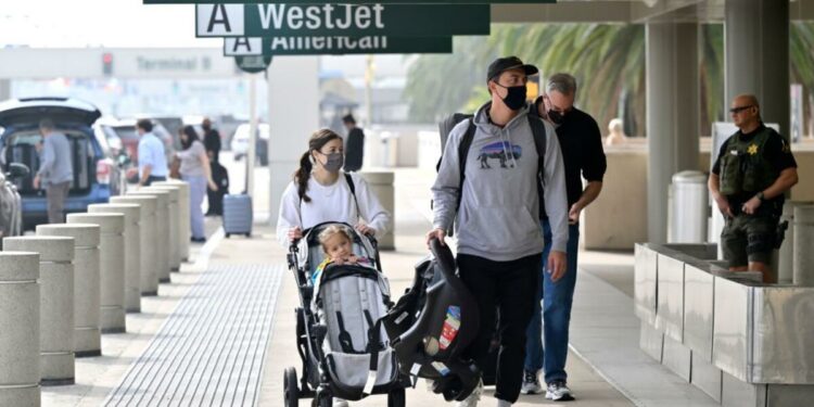 Dos tormentas amenazan en complicar los viajes durante las fiestas por Thanksgiving