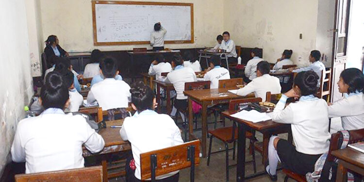 Educación ratifica que viajes de promoción se encuentran prohibidos en el país