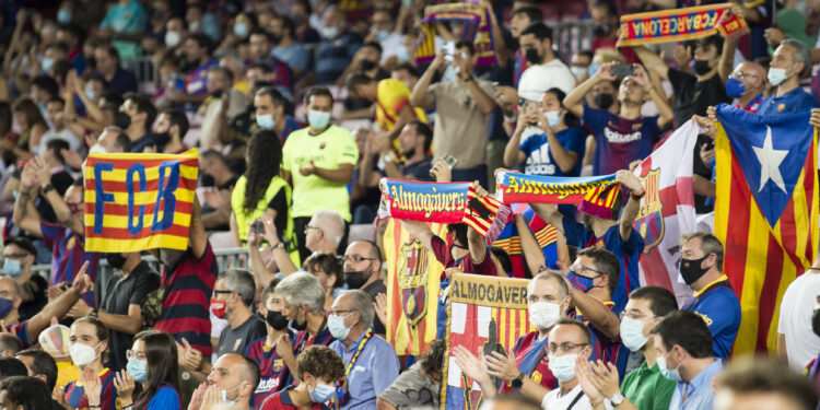 La afición del Barça podrá comer en el Camp Nou, pero no en la grada