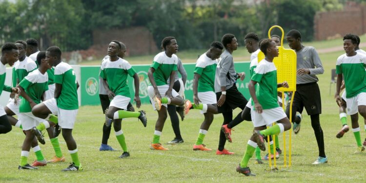 El Betis hace soñar en Zimbabue a las futuras estrellas del fútbol africano