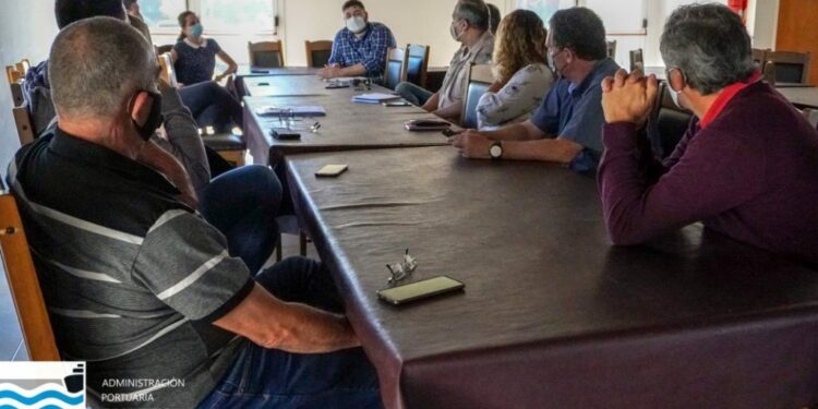 El Comité de Emergencia Sanitaria no autorizará el atraque del MS Hamburg en Madryn