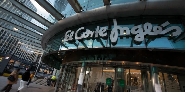 El Corte Inglés relanza la agencia de viajes Utópica enfocada en el turismo de lujo | Economía