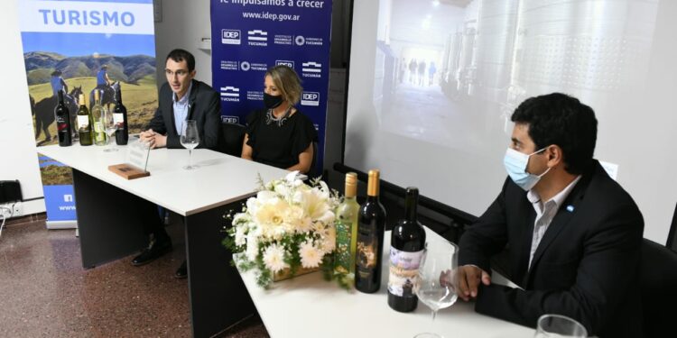 El IDEP agasajó a bodegas locales premiadas en un concurso nacional