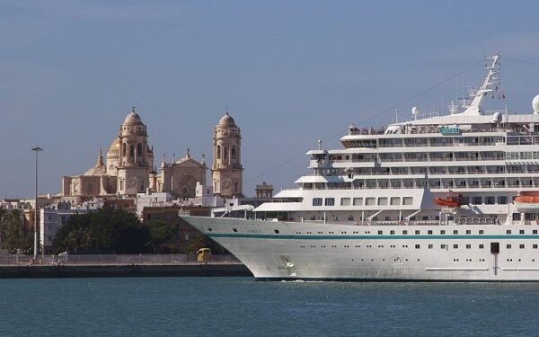 El Puerto de Cádiz bate récord en escalas de cruceros en octubre