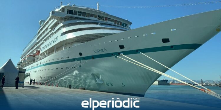 El Puerto de Castellón recibe a su segundo gran crucero post pandemia