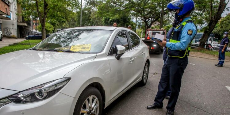 En Medellín se requiere el doble de agentes de tránsito