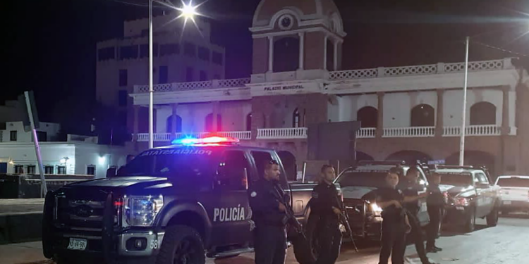 FGR detuvo a 11 personas por ataque a palacio municipal de Guaymas