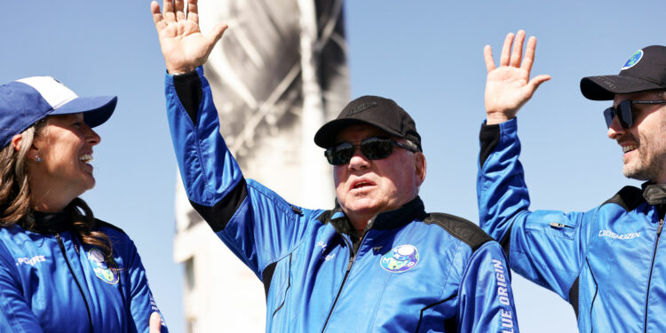 Glen de Vries, un empresario que viajó al espacio en un vuelo de Blue Origin, muere en un accidente aéreo en Nueva Jersey | Noticias Univision Sucesos