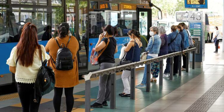 Grandes ciudades piden duplicar los viajes en transporte público antes de 2030 | Internacional | Noticias