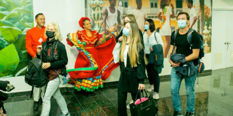 Grupo de 25 agentes de viaje reactiva turismo suizo a Puerto Plata