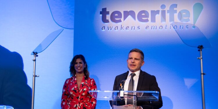 La prensa de viajes británica “vuela” a Tenerife durante su gala anual en Londres