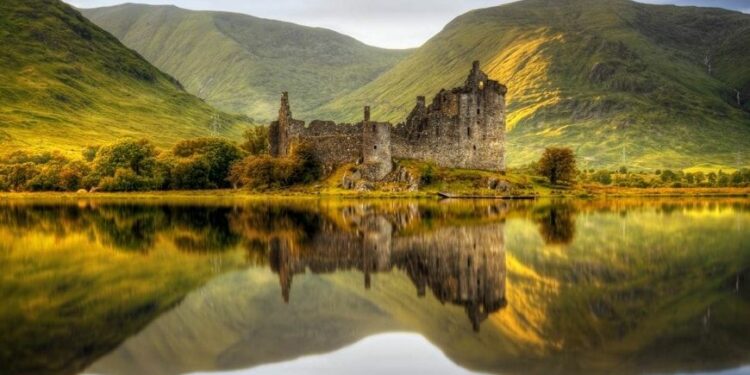 Castillo de Loch Awe Kilchurn Escocia