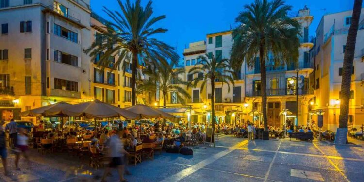 La subida del paro en Baleares este octubre confirma el fin de la temporada turística