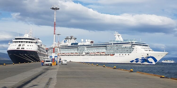 "Las más de 267 recaladas confirmadas certifican que vamos a tener una fuerte temporada de cruceros", celebró Ferreyra