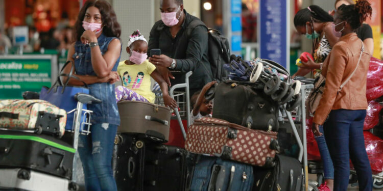 Lo que no puedes llevar en tu maleta para viajes por aire y evitar contratiempos en los aeropuertos | Video | Univision 45 Houston KXLN