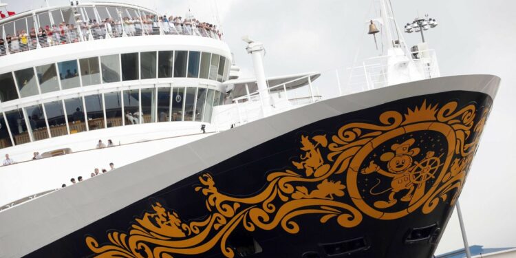 Los cruceros de Disney exigirán que los niños mayores de 5 años estén vacunados