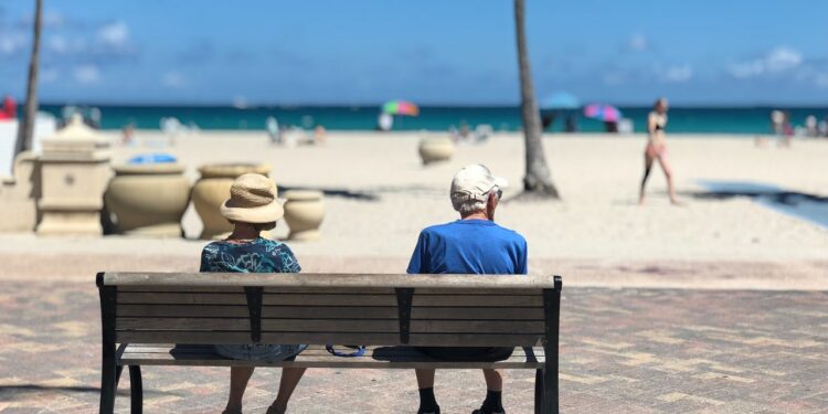 Los usuarios de los viajes del Imserso comenzarán a recibir las cartas dentro de unos 20 días