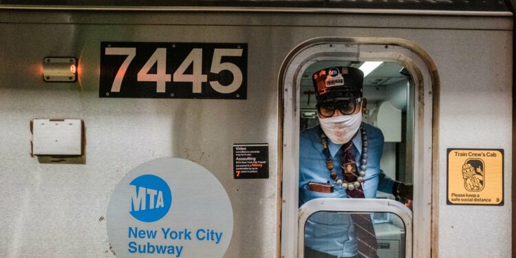 MTA anuncia plan Thanksgiving – Telemundo New York (47)