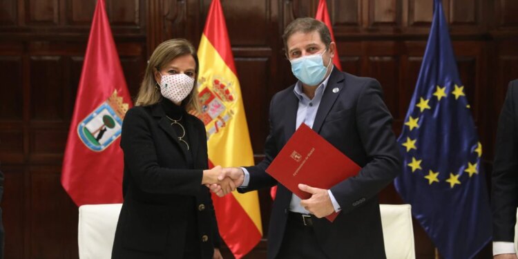 Madrid y Buenos Aires firman un acuerdo para impulsar la promoción turística en ambas ciudades