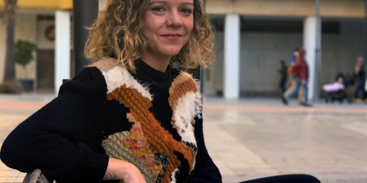 Marcela Santibáñez: “A Chile nos llega desde España Almódovar y poco más”