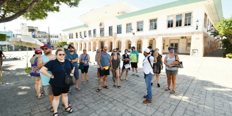 Mazatlán cerrará noviembre con el arribo de 16 cruceros