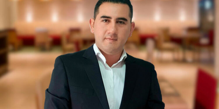 Mercure Santa Marta da la bienvenida a Holman Ramírez como Gerente de Ventas