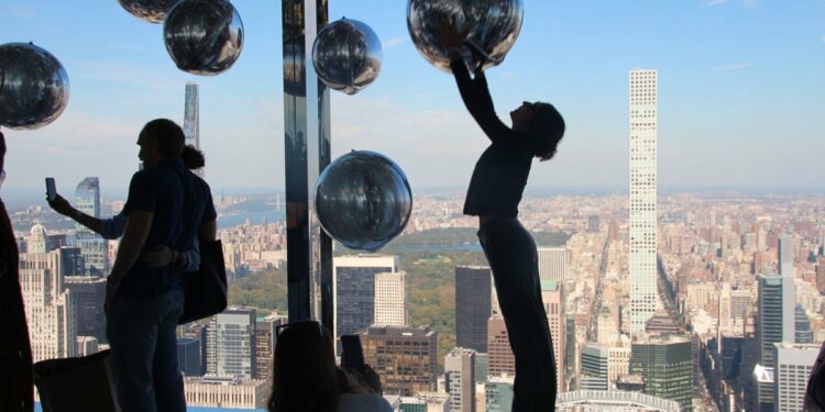 Nueva York vuelve a abrir sus puertas al mundo