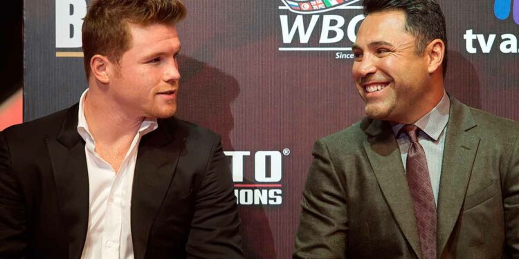 Oscar de la Hoya respalda decisión de Canelo Álvarez para subir a peso crucero