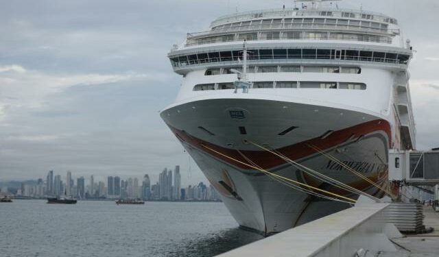 Panamá realiza pruebas de atraque en terminal de cruceros