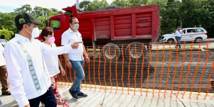 Para impulsar las actividades turísticas y agrícolas, Quintana Roo gestiona la reconstrucción de carreteras: Carlos Joaquín