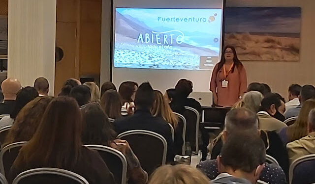 Patronato de Turismo promociona la isla de Fuerteventura ante mil agentes de viaje en la III Convención Nacional de Dit Gestión, celebrada en Punta Umbría (Huelva)