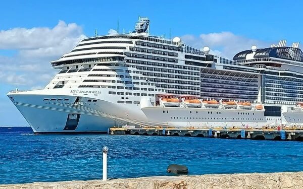Por primera vez Cozumel recibirá cruceros un domingo