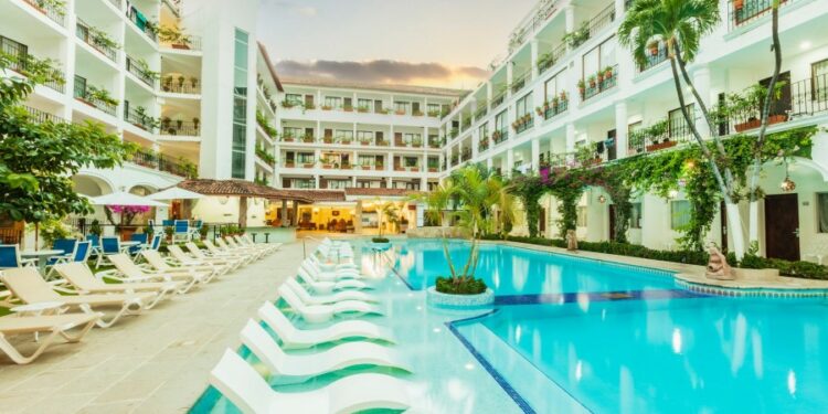 Con este acuerdo, PriceTravel Holding dio que también busca incentivar e incrementar el número de visitantes nacionales a los Pueblos Mágicos, ofreciendo a los viajeros las mejores tarifas en tiempo real, así como mayor disponibilidad y capacidad de respuesta a las reservas en línea. Foto Twitter/PriceTravel.