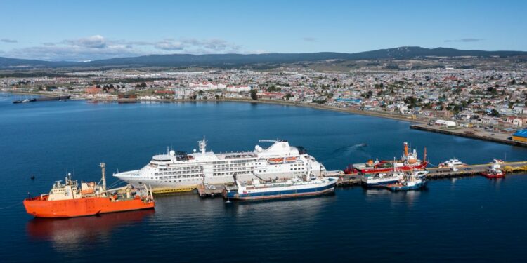 Primer zarpe desde Punta Arenas de crucero antártico de Silversea – OvejeroNoticias