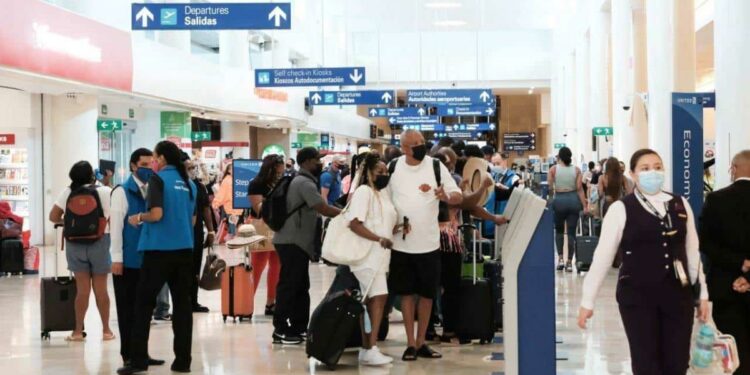Restringir viajes a África ataca la solidaridad global: OMS