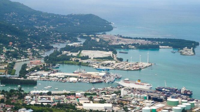 Seychelles recibe primeros pasajeros de cruceros en camino de reactivar una industria millonaria