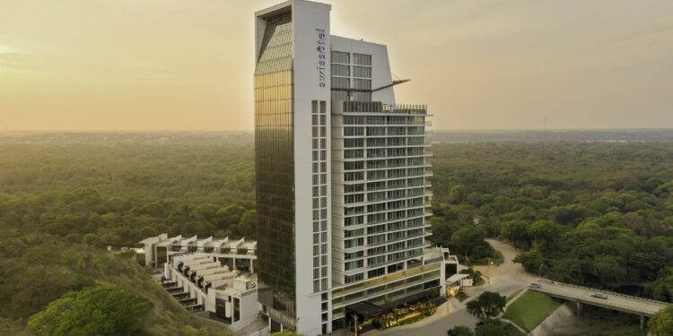 Swissôtel Santa Cruz de la Sierra celebra su primer aniversario en Bolivia