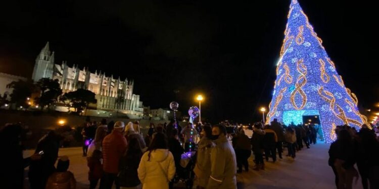 Turismo y consumo se ponen a prueba en el 'sprint' final del año