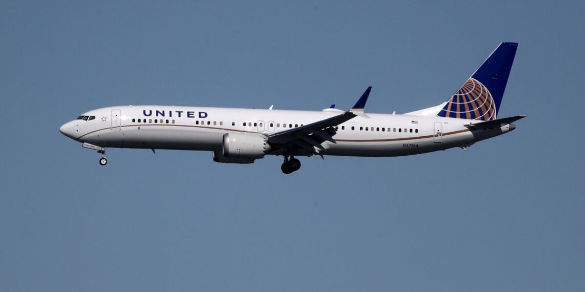 United Airlines reacciona a restricciones de viaje desde varios países africanos – Telemundo Chicago