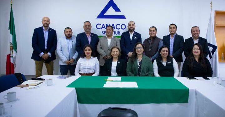 Uruapan y Laredo Texas Presentan Oferta Económica, Turística y Cultural