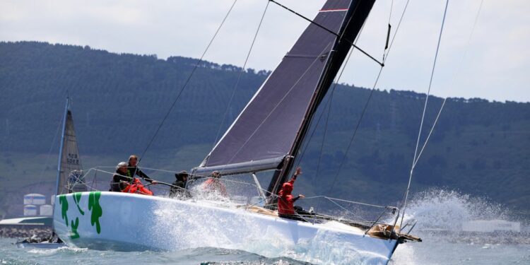 El Trofeo El Correo para Cruceros y J80 decide a sus vencedores