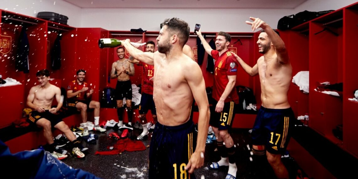Versus / Morata mete a España en el Mundial y envía a Suecia a la "repesca"